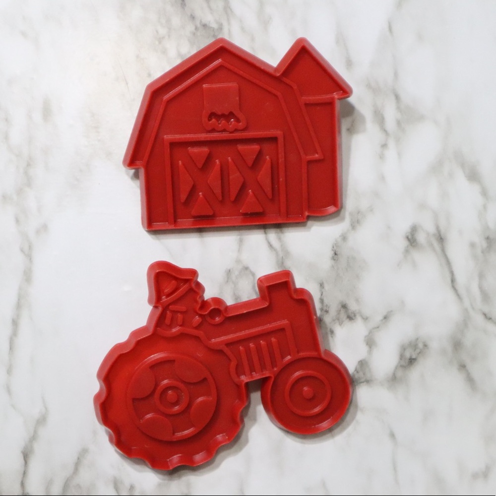 Tractor & Barn Cookie Cutters